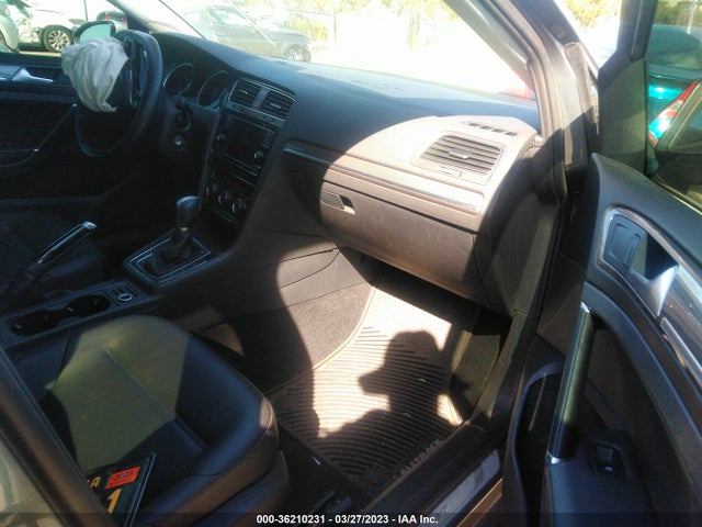 2018 Volkswagen Golf, VIN: 3VWH17AU5JM768093