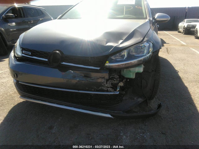 2018 Volkswagen Golf, VIN: 3VWH17AU5JM768093