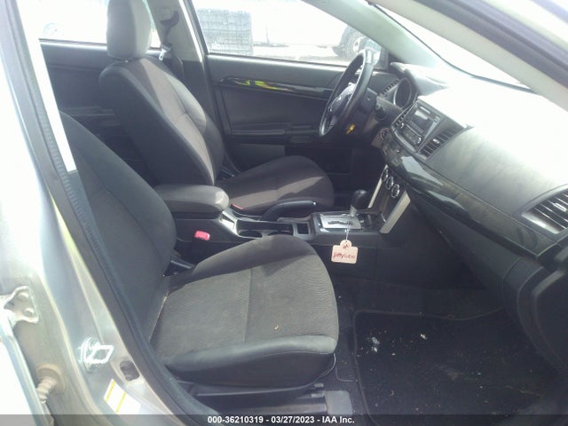 JA32U2FU1GU007219 Mitsubishi LANCER ES