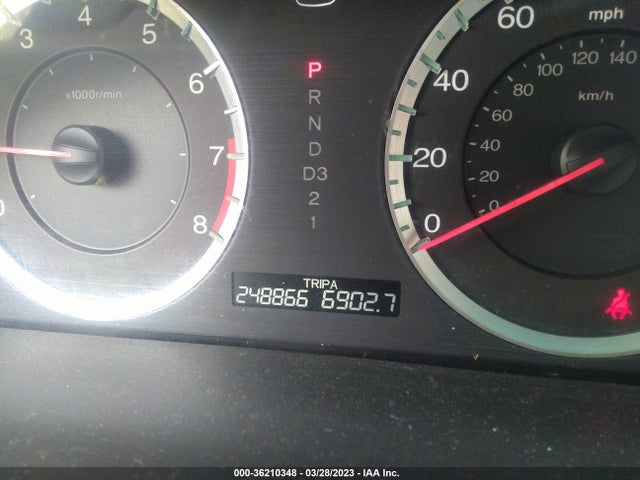 2009 HONDA ACCORD SDN EX-L VIN: 1HGCP36809A019017