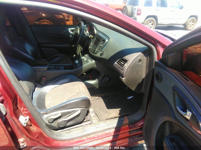 1C3CCCBB3FN590165 Chrysler 200 S