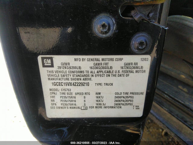 2004 CHEVROLET SILVERADO 1500 LS VIN: 1GCEC19VX4Z229210
