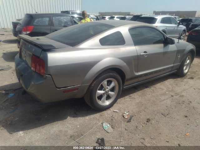 2008 FORD MUSTANG DELUXE/PREMIUM VIN: 1ZVHT80N985132416