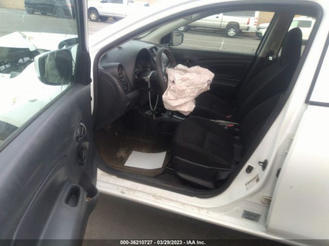 3N1CN7AP6GL821395 Nissan Versa S Plus