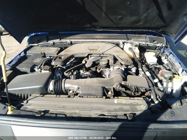 1C4HJXDG0JW223203 Jeep Wrangler Unlimited Sport S