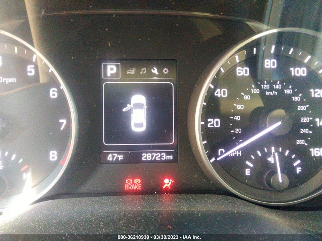 2018 HYUNDAI ELANTRA SEL VIN: 5NPD84LF6JH324530