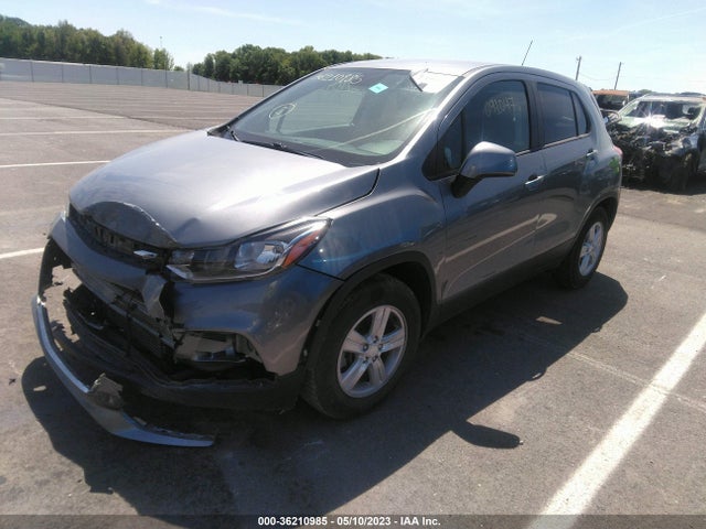 Chevrolet TRAX LS 2020 3GNCJKSB9LL204802 Image 2