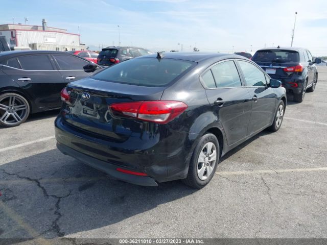 3KPFK4A7XJE238244 KIA FORTE LX