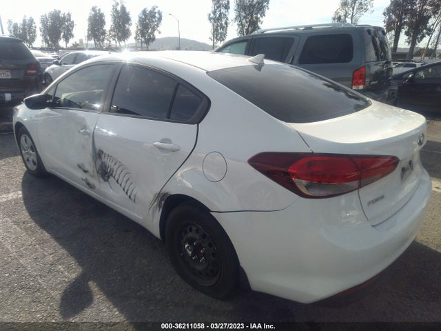 KIA FORTE LX 2018 3KPFK4A78JE254426 Image 4