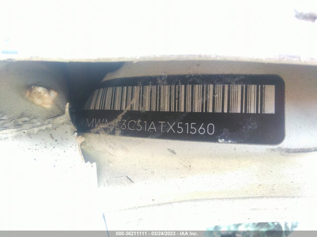 2010 MINI COOPER CLUBMAN WMWML3C51ATX51560 Photo 8