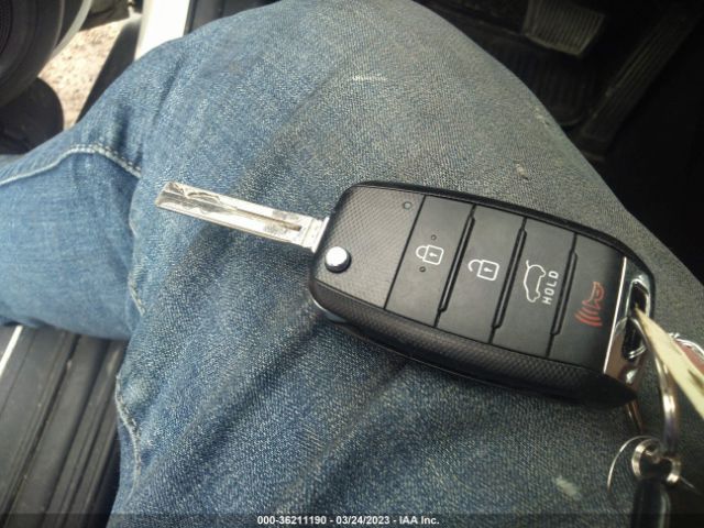 KNDJP3A57G7302544 KIA SOUL +