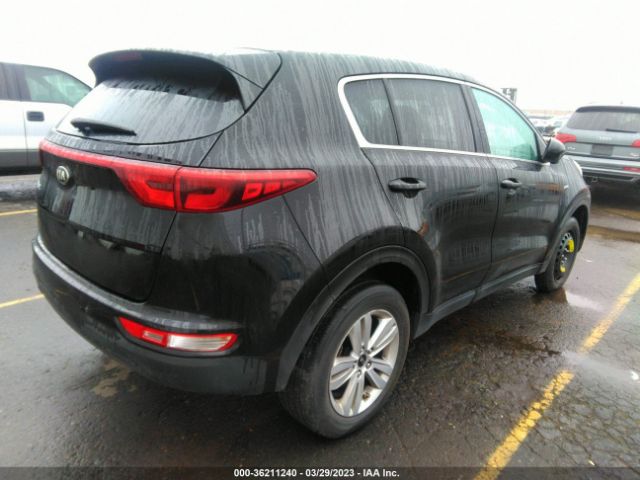 KNDPMCAC1H7097998 KIA Sportage Lx