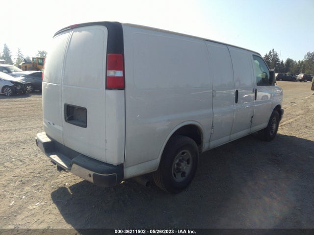 Chevrolet EXPRESS CARGO VAN 2019 1GCWGAFG1K1196902 Image 4