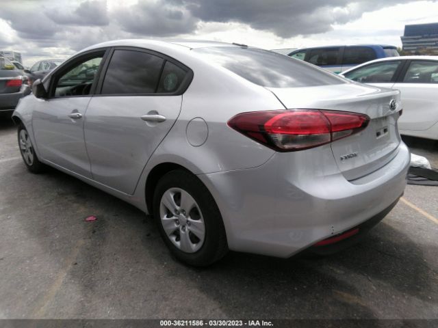 3KPFK4A79HE040961 KIA FORTE LX
