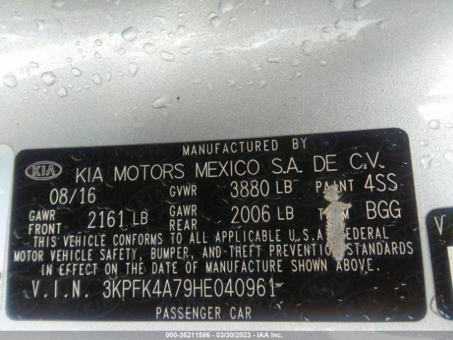 3KPFK4A79HE040961 KIA FORTE LX