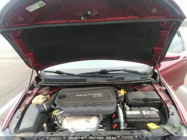 1C3CCCAB8FN623887 Chrysler 200 Limited