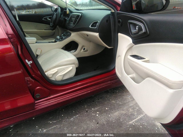 1C3CCCAB8FN623887 Chrysler 200 Limited