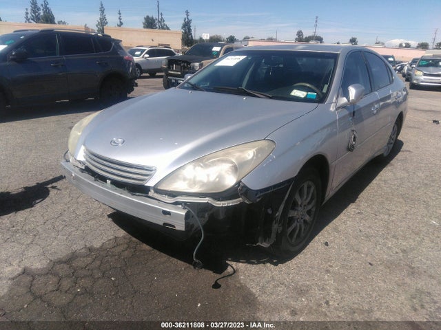 2002 LEXUS ES 300 VIN: JTHBF30G420020257
