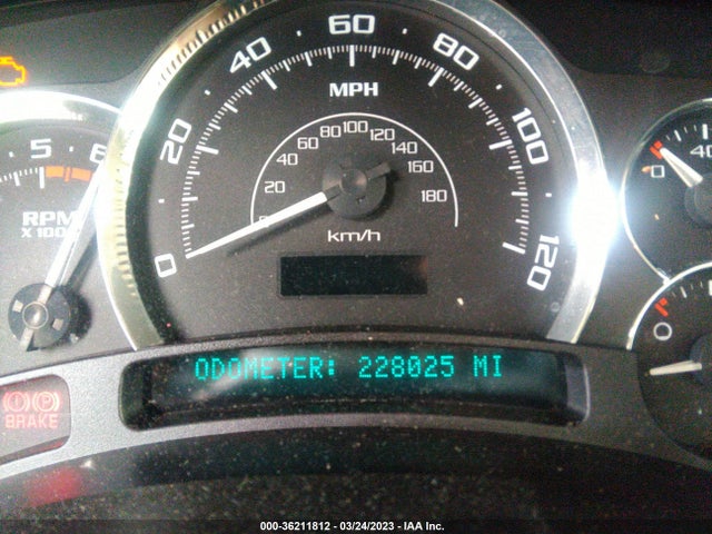 1GYEC63T75R165532 Cadillac Escalade