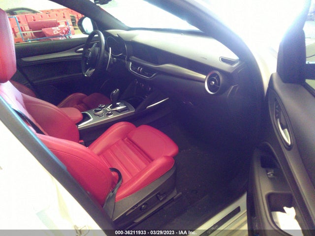 ZASPAKBN9N7D47834 Alfa Romeo Stelvio Veloce