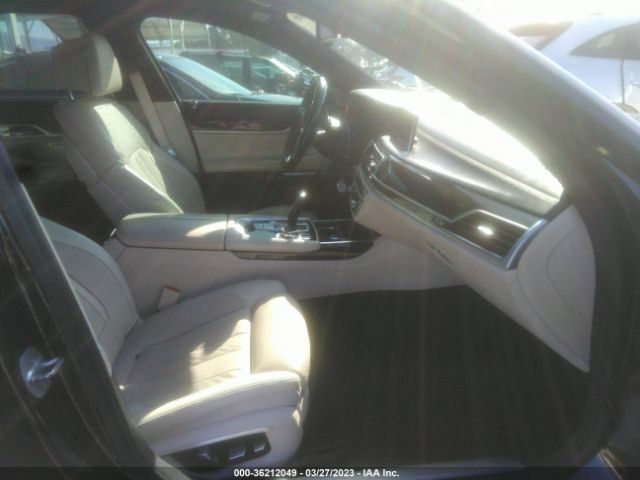 WBA7F0C57HGM21184 BMW 7 Series 750i