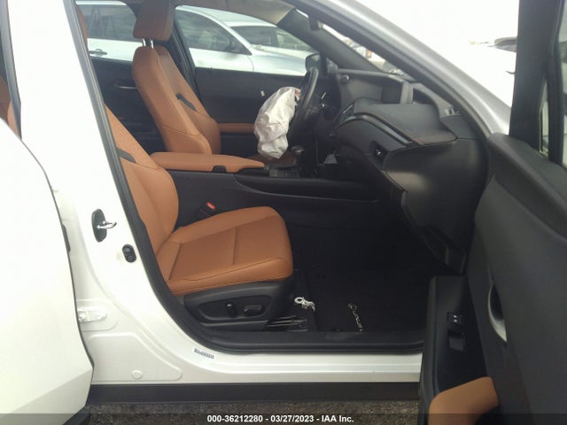JTHP3JBH8N2054557 Lexus Ux Ux 200
