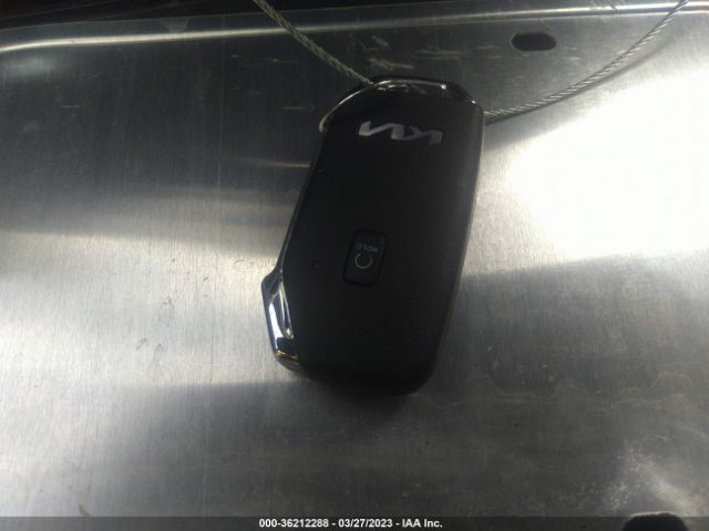 KNDERCAA6N7334441 KIA SELTOS EX
