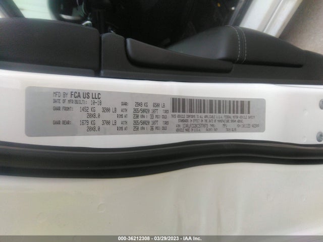 1C4RJFCG3KC577073 Jeep Grand Cherokee Overland