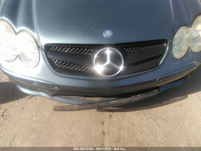 2004 MERCEDES-BENZ SL CLASS VIN: WDBSK75F74F066989