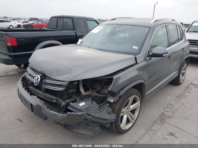 2016 Volkswagen Tiguan, VIN: WVGBV7AX1GW607137
