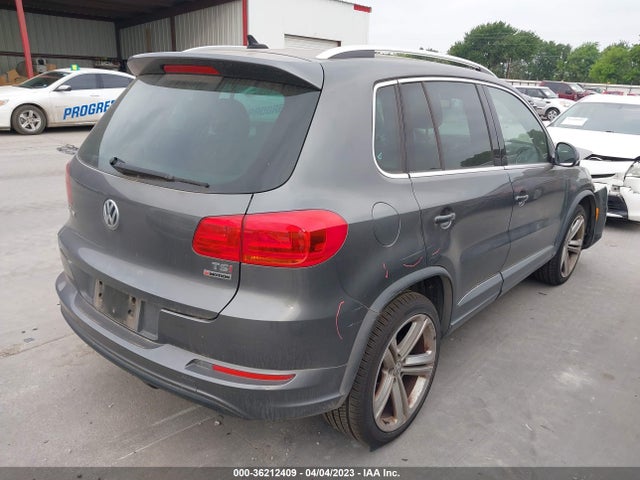 2016 Volkswagen Tiguan, VIN: WVGBV7AX1GW607137