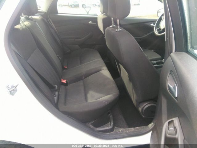 1FADP3F20JL207923 Ford FOCUS SE