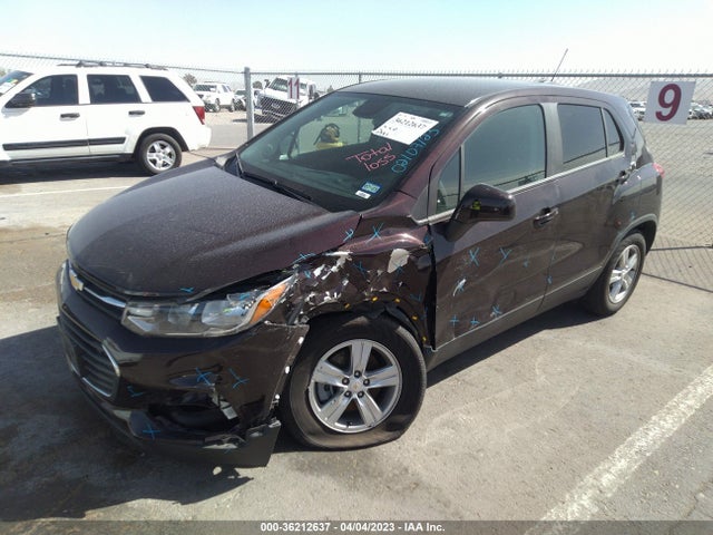 Chevrolet TRAX LS 2020 KL7CJKSB1LB348609 Image 2