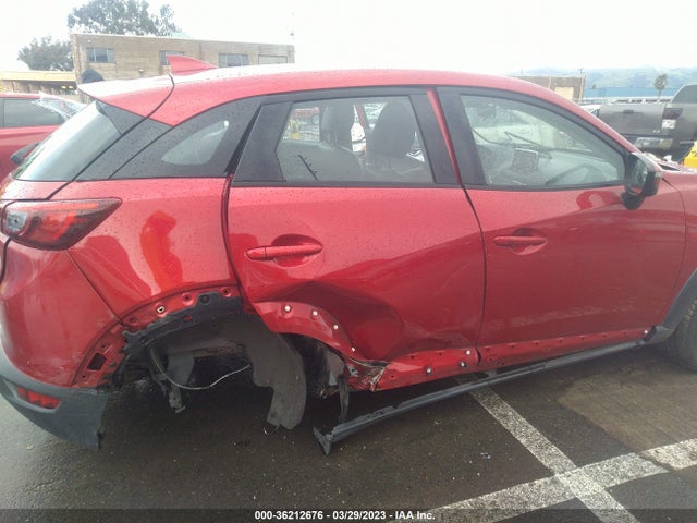 2016 Mazda CX-3, VIN: JM1DKBD72G0110296