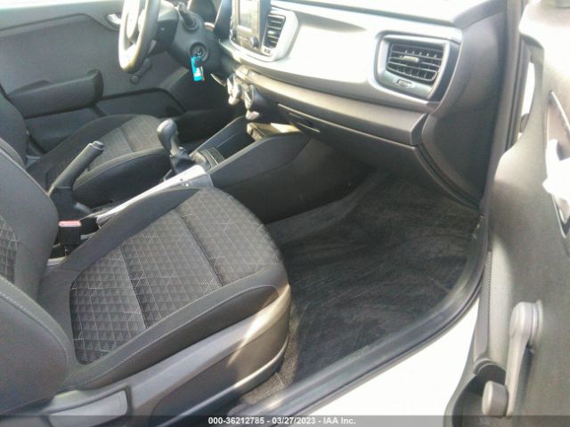 3KPA24AB1JE079094 KIA RIO LX