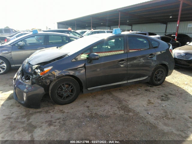 Toyota Prius Four/five/three/one/two 2014 JTDKN3DU5E1812940 Image 2