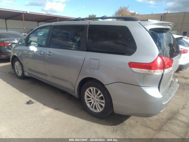 2012 TOYOTA SIENNA XLE AAS/XLE/LTD VIN: 5TDYK3DC9CS189672