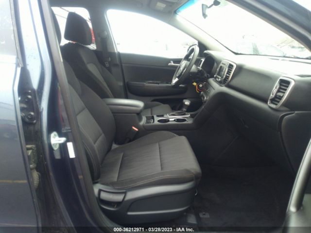 KNDPMCAC8H7198746 KIA Sportage Lx