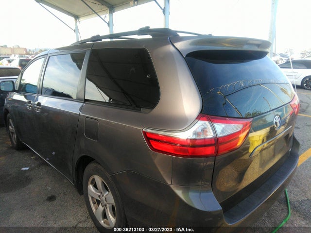 Toyota SIENNA LE 2015 5TDKK3DC6FS549541 Image 3
