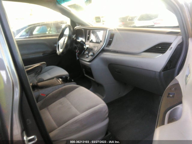 Toyota SIENNA LE 2015 5TDKK3DC6FS549541 Image 5