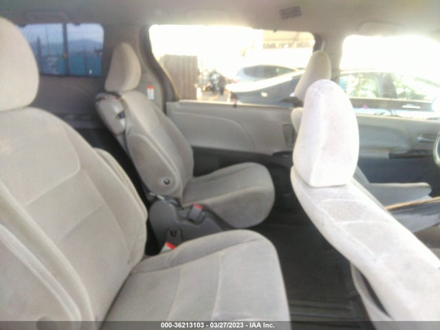 Toyota SIENNA LE 2015 5TDKK3DC6FS549541 Image 8