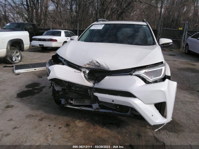 2017 Toyota RAV4, VIN: JTMRJREV5HD073463
