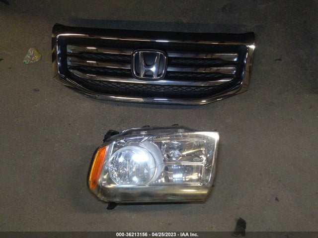 2014 HONDA PILOT EX-L VIN: 5FNYF4H58EB035354