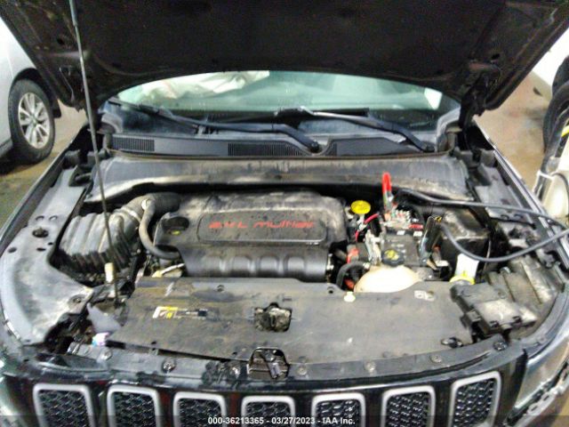 3C4NJDDB8JT234655 Jeep Compass Trailhawk