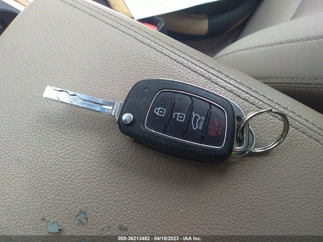Hyundai TUCSON SE 2017 KM8J3CA49HU260721 Image 3