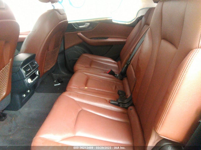 WA1LAAF70JD052768 Audi Q7 Premium Plus