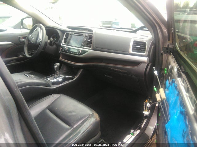 2016 TOYOTA HIGHLANDER XLE VIN: 5TDKKRFH8GS183529