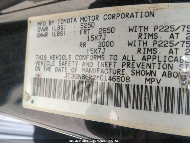 2000 TOYOTA 4RUNNER SR5 VIN: JT3GN86R2Y0146808
