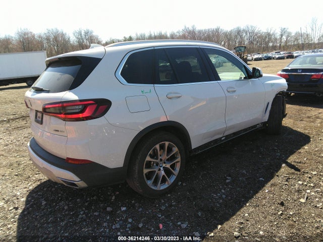 5UXCR4C01N9J35642 BMW X5 Sdrive40i