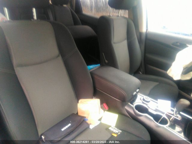 5N1DR2MM6HC689354 Nissan Pathfinder S